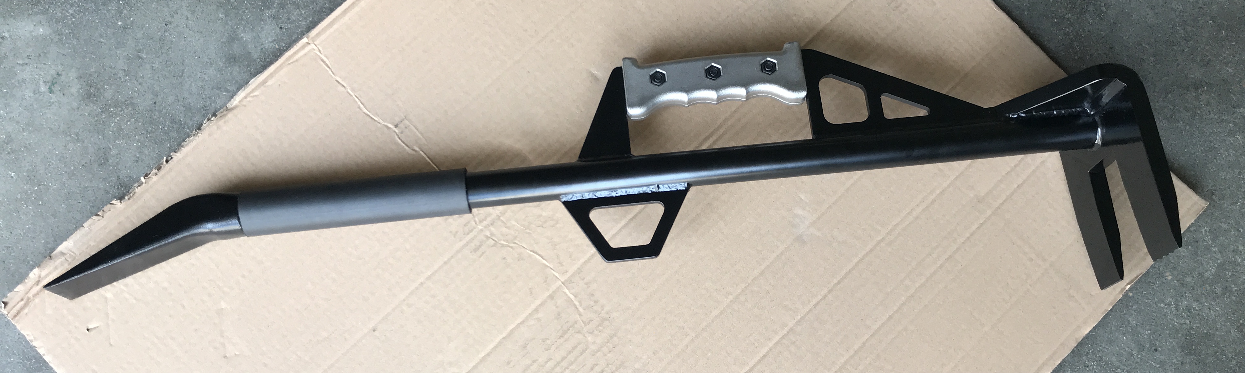 战术破拆工具